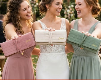Bridesmaid Gift Personalized Velvet Jewelry Roll, Custom Name Travel Case For Wedding Party [N]