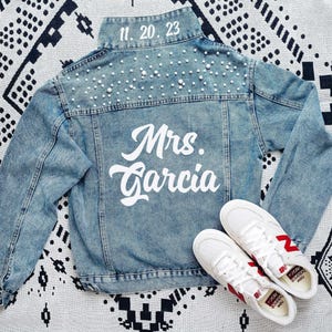 Custom Pearl Denim Jacket | Bridal Jean Jacket | Mrs Gift for Honeymoon | Engagement Gift for Bride to Be | Wedding Party Jean Jacket