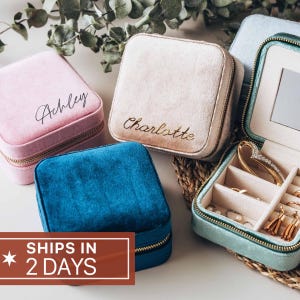 Boîte à bijoux personnalisée en velours italien, cadeaux personnalisés pour elle, cadeaux de fête des mères, étui à bijoux de voyage, cadeaux pour meilleure amie, cadeaux pour femme