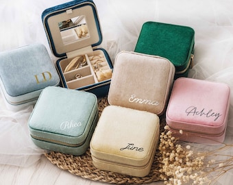 Personalized Jewelry Box Velvet Bridesmaid Gifts | Travel Jewelry Case | Bridesmaid Proposal | Bride Gift | Mother's Day Gifts from Daughter