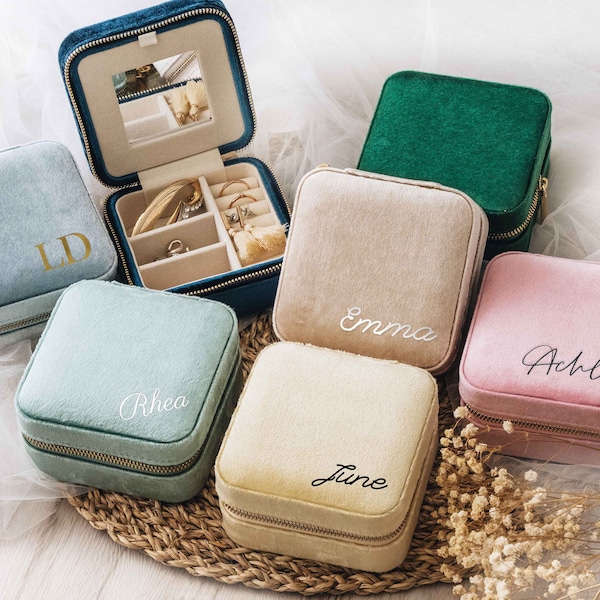 Personalized Jewelry Box Velvet Bridesmaid Gifts | Travel Jewelry Case | Bridesmaid Proposal | Bride Gift | Mother's Day Gifts from Daughter