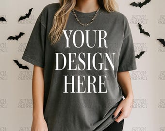 Maqueta de Pepper Comfort Colors para Halloween Maqueta de Pepper Comfort Colors 1717 Maqueta de camisa Pepper de otoño Maqueta de Pepper Edgy C1717 para Halloween