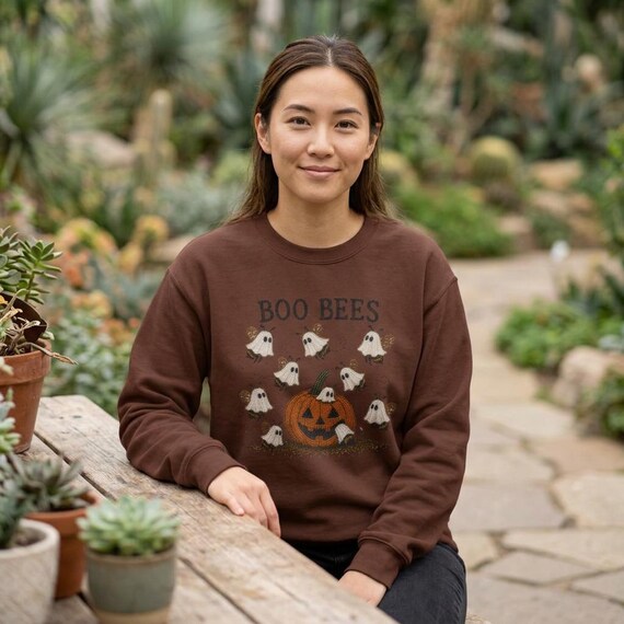 90s Beaded Styled Boo Bees Halloween pumpkin crewneck sweatshirt | ghost bees design