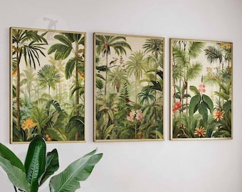 Puede incluir: Tres grabados botánicos enmarcados que representan exuberantes escenas tropicales con un follaje verde vibrante, flores coloridas y pájaros. La obra de arte presenta un estilo vintage con marcos dorados, creando un conjunto de arte mural decorativo.