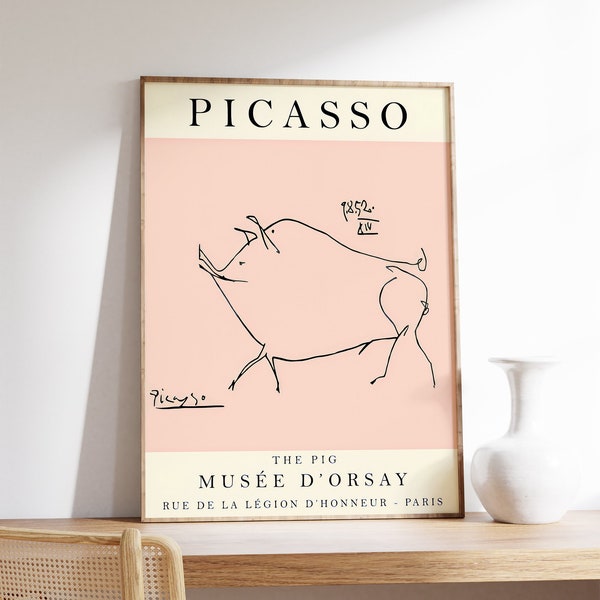 Może przedstawiać: Różowo-biały plakat z czarnym rysunkiem świni wykonanym linią. Plakat zawiera tekst "PICASSO" u góry, "THE PIG" i "MUSÉE D'ORSAY" w środku oraz "RUE DE LA LÉGION D'HONNEUR - PARIS" na dole.