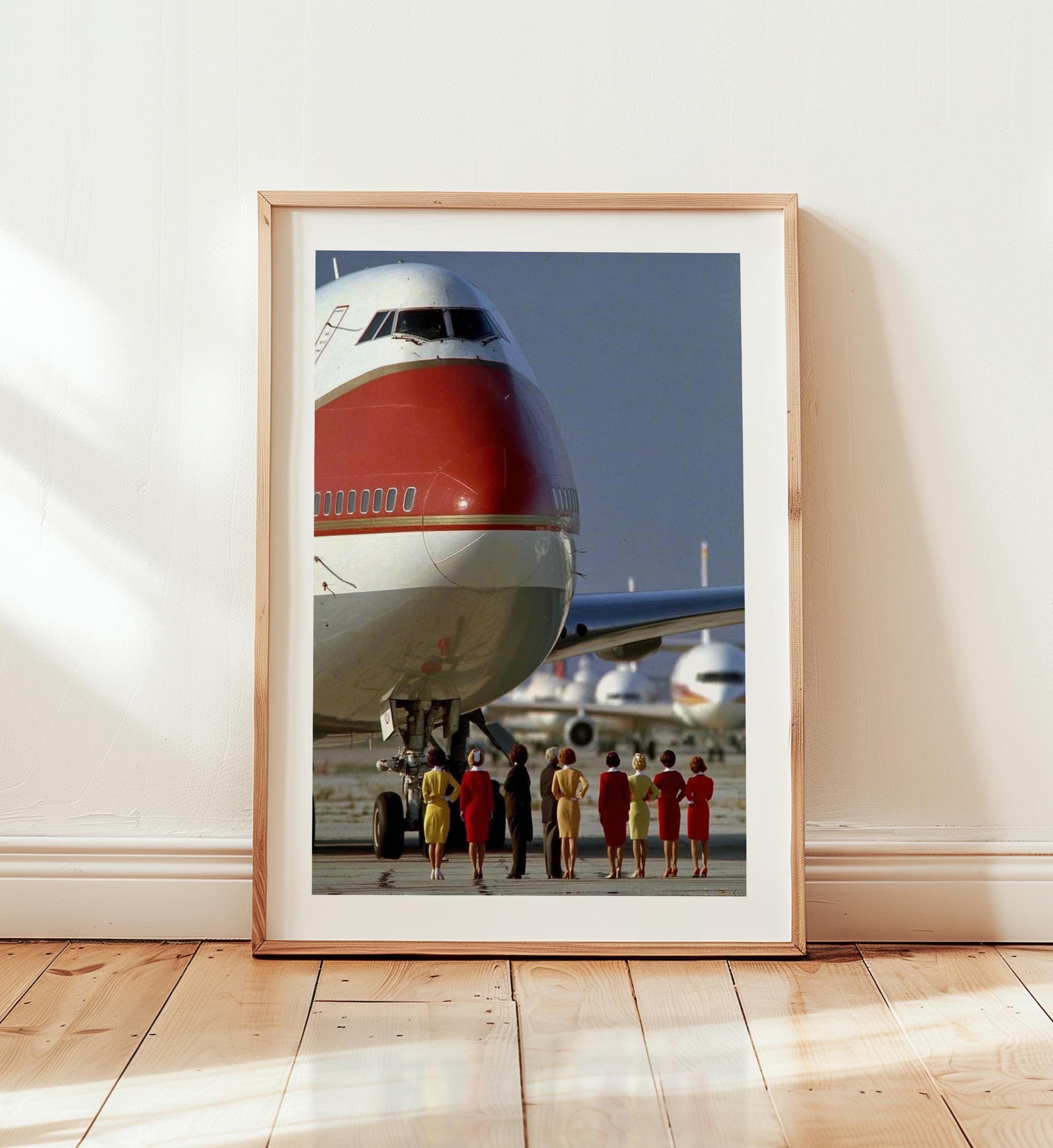 Póster de azafata aérea - Etsy México, image size:2752x3000