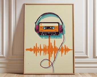 Pode incluir: Uma impressão emoldurada com uma fita cassete retrô e fones de ouvido. A cassete é laranja e preta, com os fones de ouvido em um esquema de cores correspondente. Um gráfico de onda sonora laranja está abaixo, em um fundo creme.