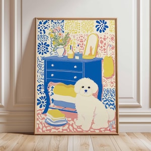 Impresión de arte mural de perro, póster de un lindo cachorro en un baño colorido, obra de arte peculiar de mascotas con tocador azul y decoración interior moderna.