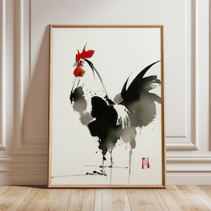 Puede incluir: Impresión artística enmarcada que presenta una pintura de tinta en blanco y negro de un gallo. El gallo tiene una cresta y una barbilla rojas. La obra de arte está en un marco de madera y se exhibe contra una pared blanca.