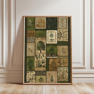 Può includere: Una stampa botanica incorniciata con un design patchwork di quadrati verdi e beige. Ogni quadrato mostra illustrazioni dettagliate di alberi, piante e motivi floreali. L'opera d'arte è ambientata contro un muro neutro e un pavimento in legno.