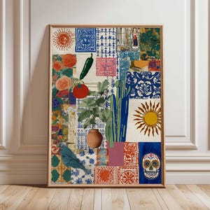 Könnte beinhalten: Ein gerahmter Kunstdruck mit einer Collage aus farbenfrohen Bildern. Das Kunstwerk zeigt eine Sonne, Blumen, einen Kaktus, eine Tomate und einen Zuckerschädel. Die Farbpalette umfasst Blau-, Orange-, Grün- und Rottöne.