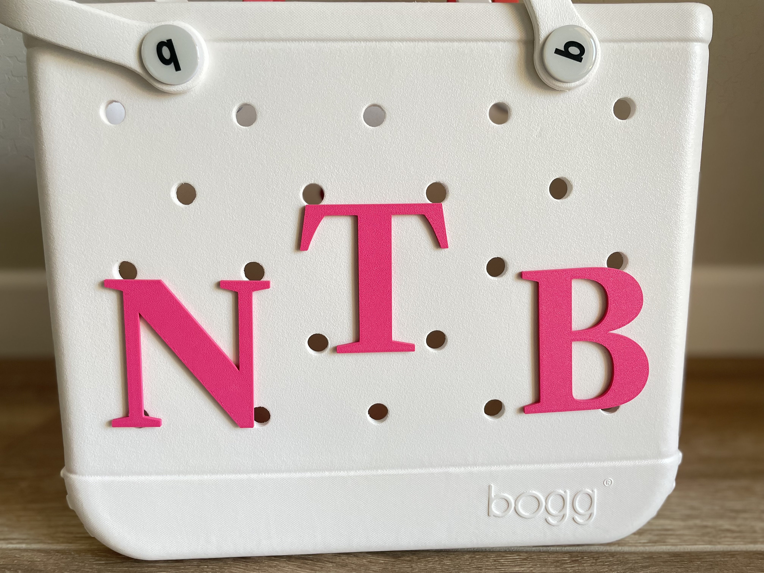 Tassel Bag Charms AIERSA 2Pcs Letter Charms For Bogg Bag,Charm For