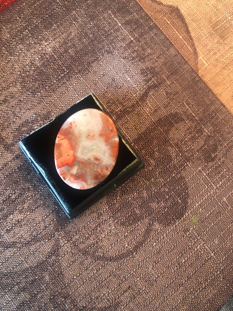 Caves Spring Jasper Stone 30x22mm
