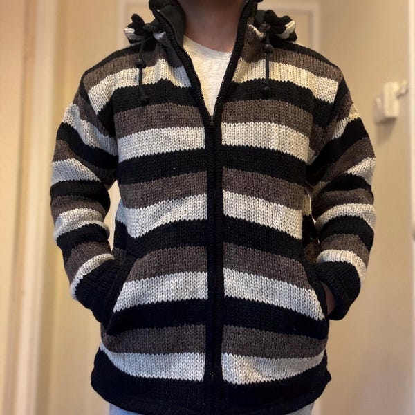 ハンドメイドウールフリース裏地パーカー：ネパールニット冬用ジャケット