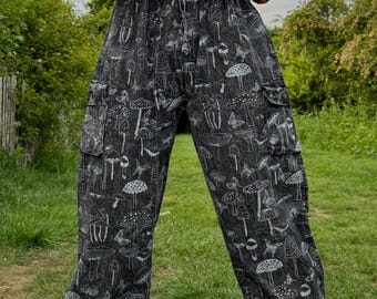 Mushroom Print Hippie Trousers: Eco-Friendly Festival Yoga Pants