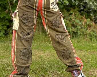 Gheri Pantaloni Cargo Uomo Hippie Taglio A Rasoio - Patchwork Tie-dye, 100% Cotone, Tasche Con Bottone, Vita Regolabile, Fatti A Mano In Nepal (S-3XL) - 3