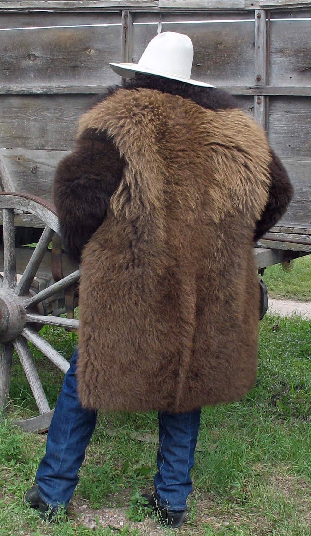 Genuine Men's Buffalo Fur Coat