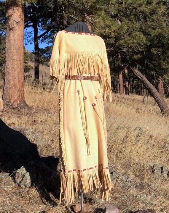 Buckskin-deerskin Native American Dress, German Braintanned Hide, Plains  Indian Three-skin Style, Handmade and Hand-painted, made to Order -   Israel