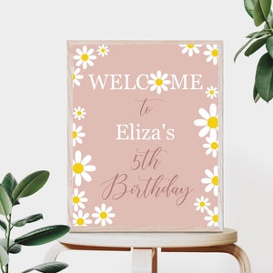 Cartello di benvenuto modificabile per il primo compleanno della margherita Benvenuto di compleanno Decorazioni per il compleanno della ragazza Segnaletica per il primo compleanno Primo compleanno Boho Daisy Welcome DO