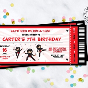 Op de afbeelding: Een rode en zwarte ticket-stijl uitnodiging voor een 7e verjaardagsfeest. De uitnodiging heeft een cartoon ninja en de tekst "Let's kick up some fun! You're invited to Carter's 7th Birthday".