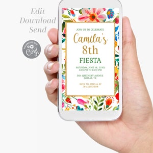 Puede incluir: Una invitaci&oacute;n digital para una fiesta de cumplea&ntilde;os con un dise&ntilde;o floral. La invitaci&oacute;n dice "&Uacute;nete a nosotros para celebrar el octavo cumplea&ntilde;os de Camila" con la fecha y hora de la fiesta, la direcci&oacute;n y la informaci&oacute;n de RSVP.