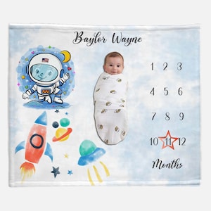 Astronaut Milestone Blanket -Baby Month Blanket -Astronaut Space Milestone Blanket, Nursery Decor, Minky Baby Blanket, Toddler Blanket