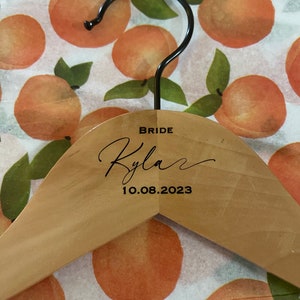 Monogramme personnalisé ou hangars de mariage Mariée, marié, demoiselle d&#39;honneur, garçons d&#39;honneur, mère/père de la mariée/marié