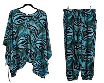 Vintage 100% Silk Two Piece Set, Abstract Teal Animal Print Loungewear, Batwing Blouse and Silk Jogger Pants, Boho Luxe Matching Set