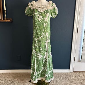 green emerald velvet dress Pikake Black Mu'u Mu'u – FAMHI