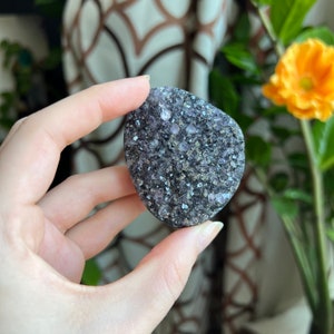 Druzy Amethyst palmstone, Amethyst pocket stone, Amethyst worry stone, Amethyst crystal,  Amethyst Palm stone, Druzy amethyst cluster, *24