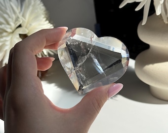 Clear Quartz Heart, Faceted Clear Quartz, Water Clear Quartz, Clear Quartz Carving,  Clear Quartz Crystal Heart,Clear Quartz Pocket Stone,5