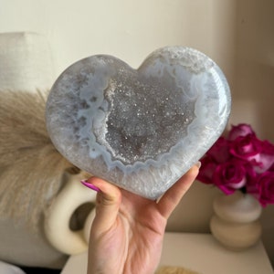 Druzy Agate Heart, Agate Heart Carving, Banded Agate Heart, Druzy Agate Heart on Stand, Druzy Agate Crystal Heart, Druzy Heart, 12