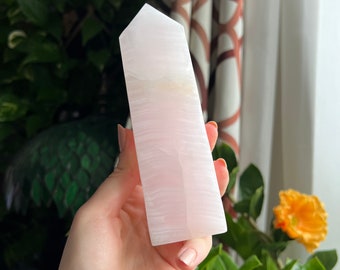 Mangano calcite tower, Pink Calcite tower, Mangano calcite point, Pink Mangano calcite, Mangano Calcite Crystal, UV reactive crystal,  *03