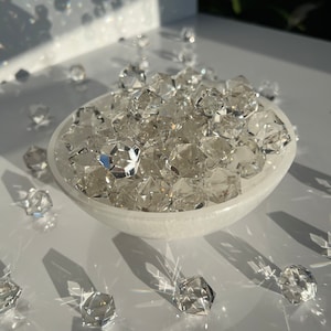 TOP QUALITY Clear Quartz Gem - Clear Quartz Minis - Clear Quartz Carving - Clear Quartz Icosahedron - Clear Quartz Pocket Stone, Quartz Gem