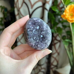 Druzy Amethyst palmstone, Amethyst pocket stone, Amethyst worry stone, Amethyst crystal,  Amethyst Palm stone, Druzy amethyst cluster, *32