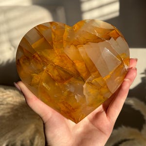 Golden Healer Quartz, Golden Healer Hematoid, Golden Healer Heart, Hematoid Quartz ,Hematoid Quartz Heart, Yellow Hematoid, Fire Quartz, 02