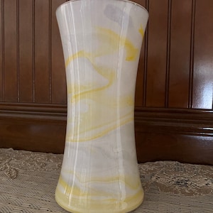 Vases, Glass Vase, Painted Vase, Custom Vase, Yellow and White Vase, Floral Vase, Tabletop Vase, Floral Decoration, Tabletop Decoration