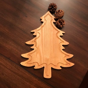 Christmas tree cutting board/ Christmas tree charcuterie board/ Ash cutting board/ Pine tree cutting board/ Butter board