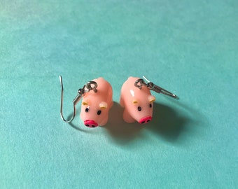 pig earrings / farm animal earrings