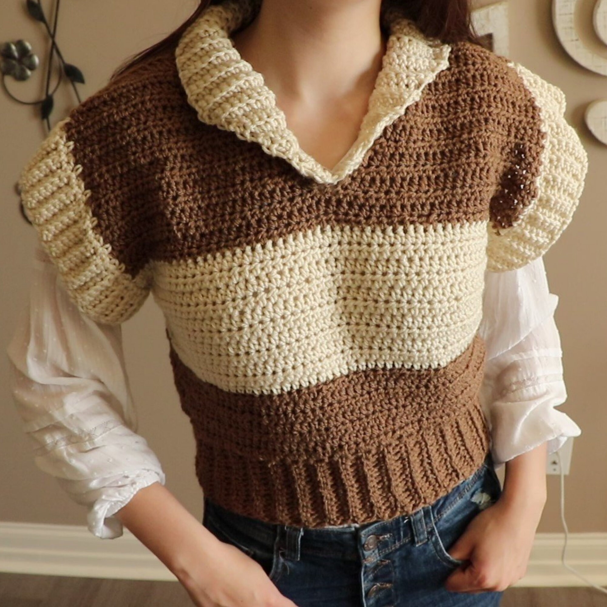 CROCHET COLLAR SWEATER