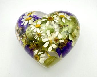 Floral Resin Heart Memorial Keepsake: Funeral or Wedding Flower Preservation