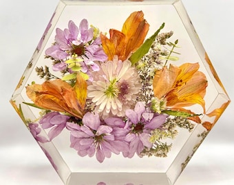 Floral Preservation Resin Block: Hexagon Flower Memorial Keepsake (6x6&quot;)