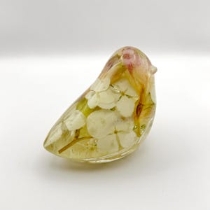 Floral Resin Bird Memorial Keepsake: Funeral or Wedding Flower Preservation
