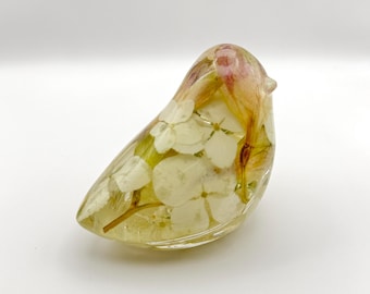 Floral Resin Bird Memorial Keepsake: Funeral or Wedding Flower Preservation