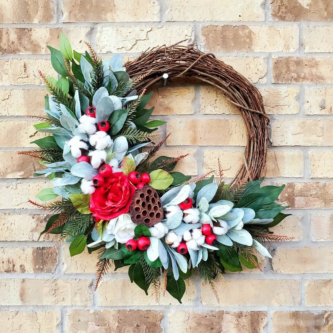 Summer Wreath, Cotton Wreath, Year Round Wreath, Red Berries Front
