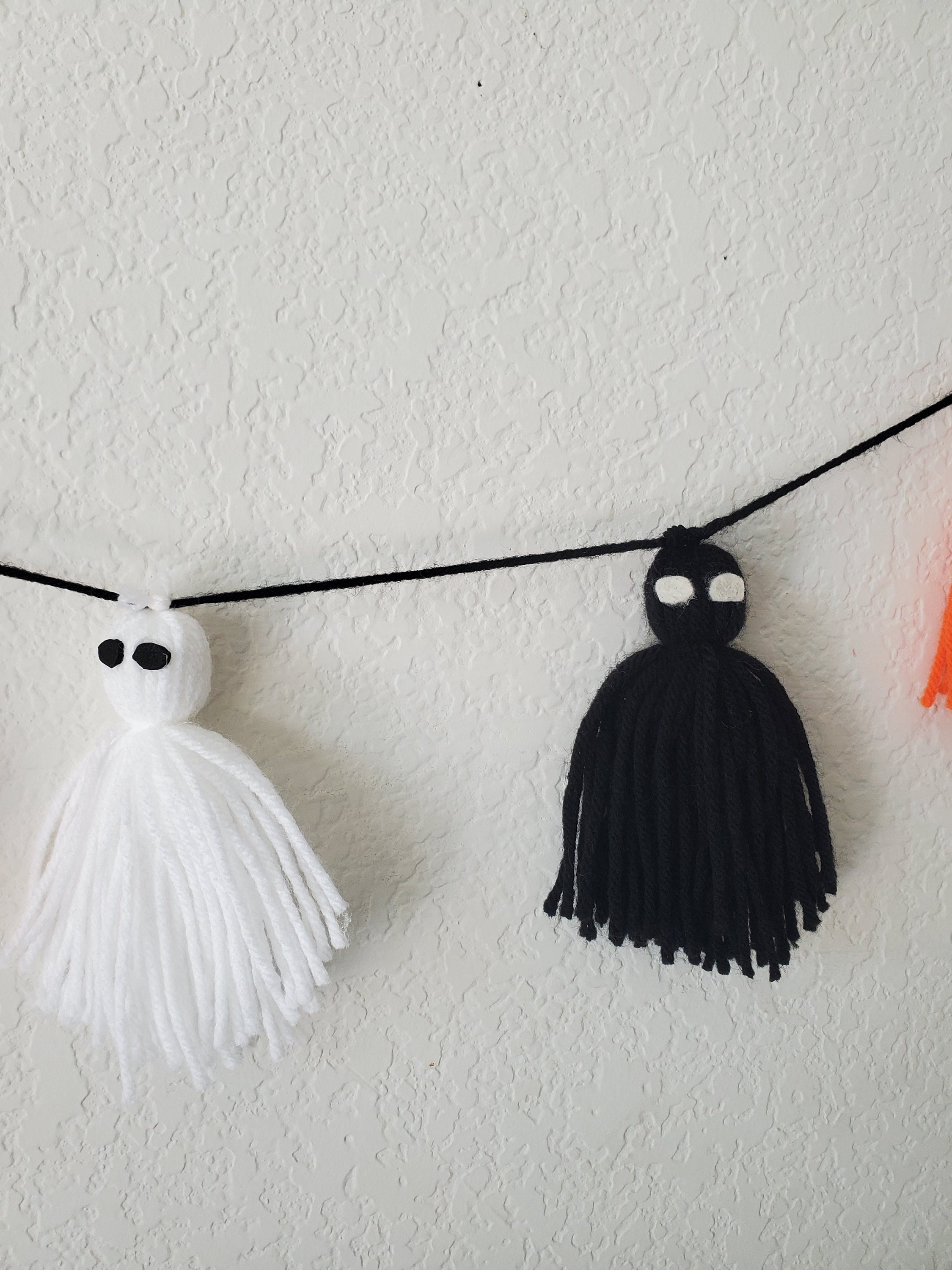 Ghost Garland Ghost Yarn Tassels Halloween Tassels Etsy