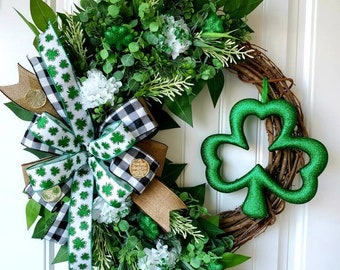 BEST SELLER! St. Patrick’s Day Wreath, Lucky Wreath, Irish Wreath, Clover Wreath, Shamrock Wreath, Patrick Wreath, Evergreen Wreath.