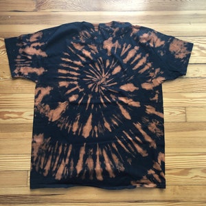 Fruit of the Loom Bleached Tie Dye Shirt Large