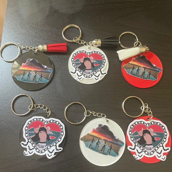 Stranger Thing Keychain - Etsy