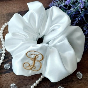High Quality /XL/Personalized Oversized Satin Scrunchie / Bridesmaid Gift /Initial Embroidered Scrunchie  / High quality Satin Scrunchie